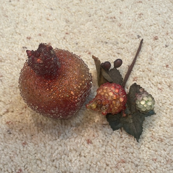 Sparkly Fruit with 12 1/2” round Sparkly Gold Metal Base - Picture 8 of 13